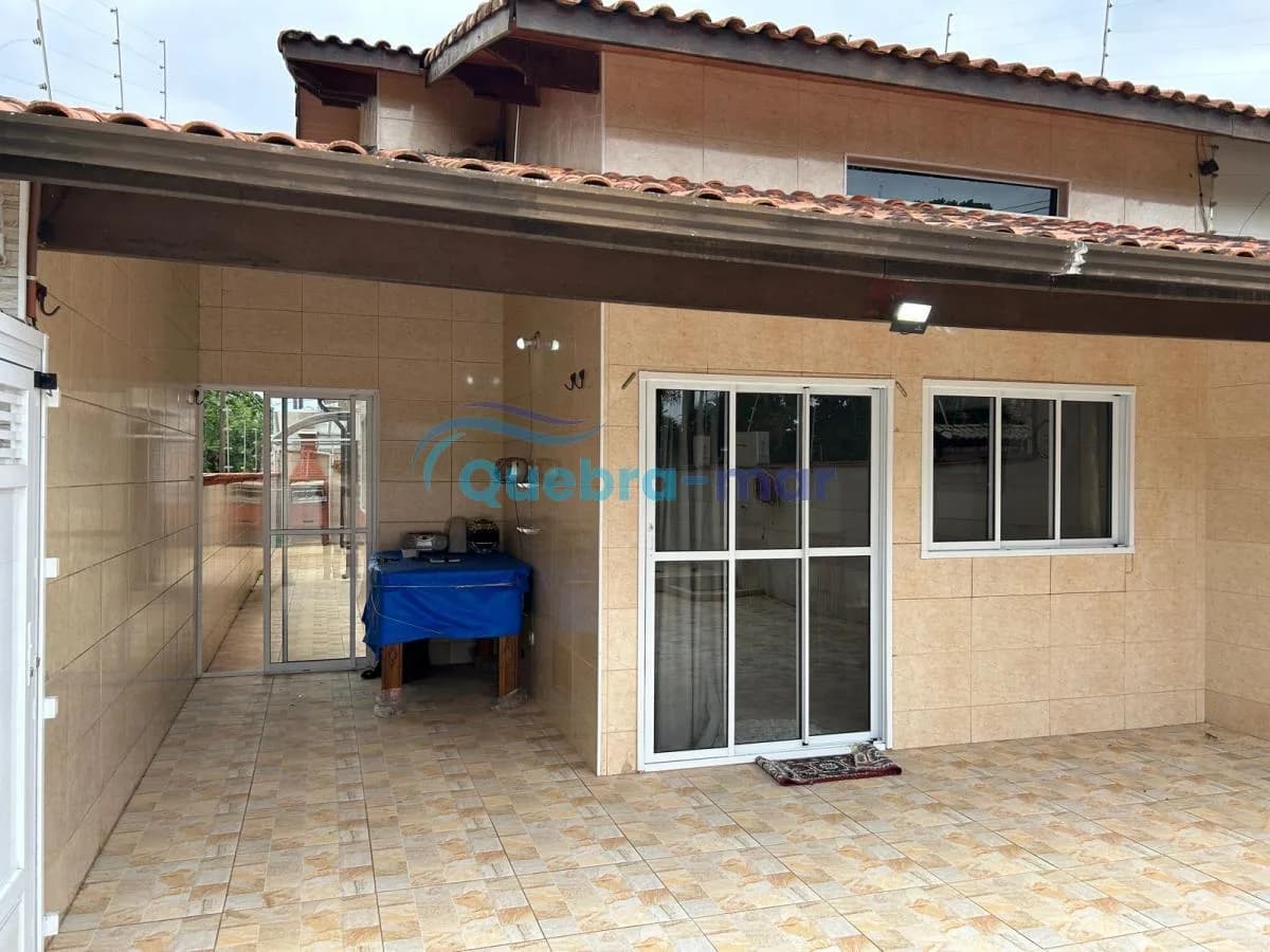 Casa em Jardim Grandesp